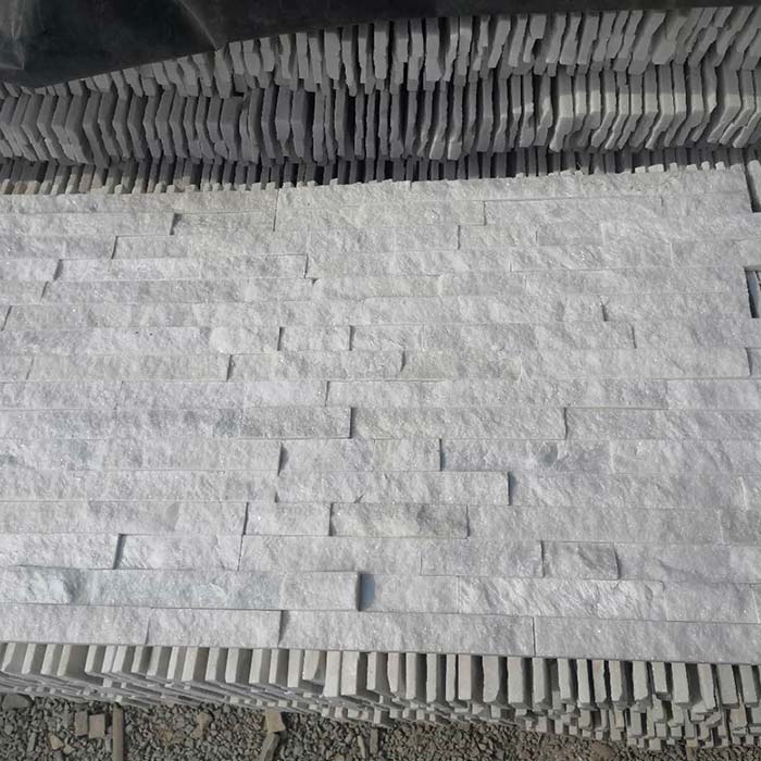 White Quartzite Ledgestone Natural Split in 15x60cm
