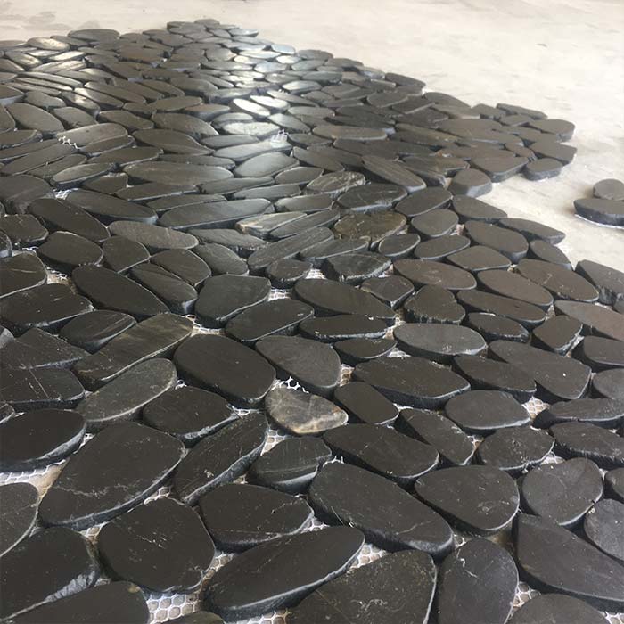 Black Sliced Polished Pebble Mosaic in 12x12 Mesh